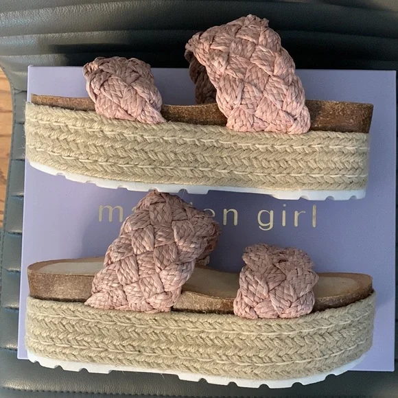 NIB Madden Sandals - Picture 7 of 10